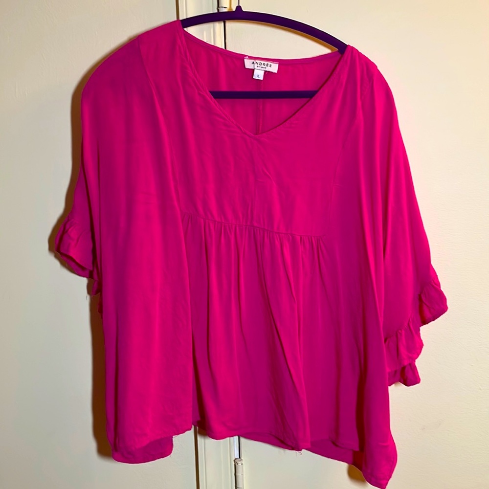 Andree by Unity hot pink top size L